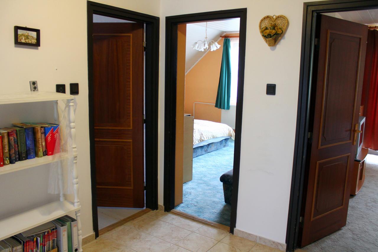 Ibolya Apartmanok Fonyód 外观 照片
