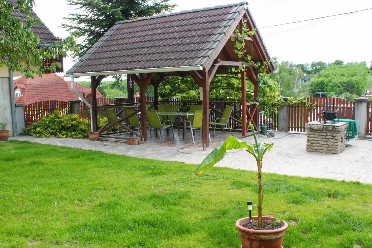 Ibolya Apartmanok Fonyód 外观 照片